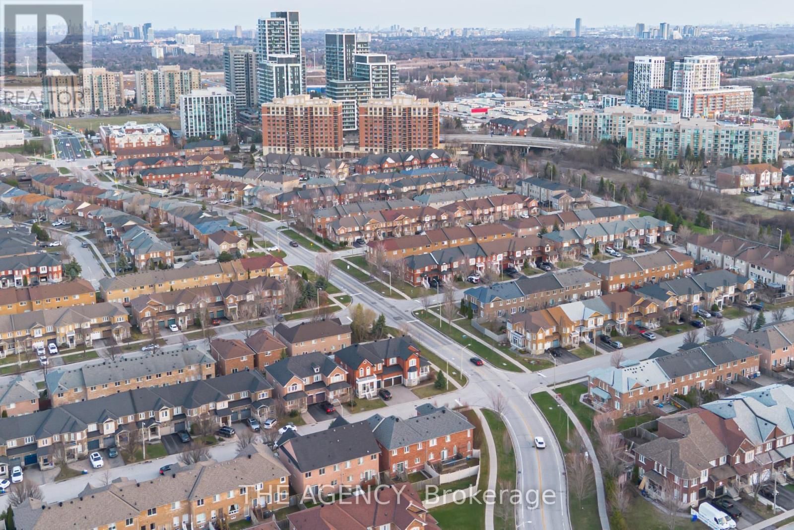 6 LEVELLANDS CRESCENT Image 46