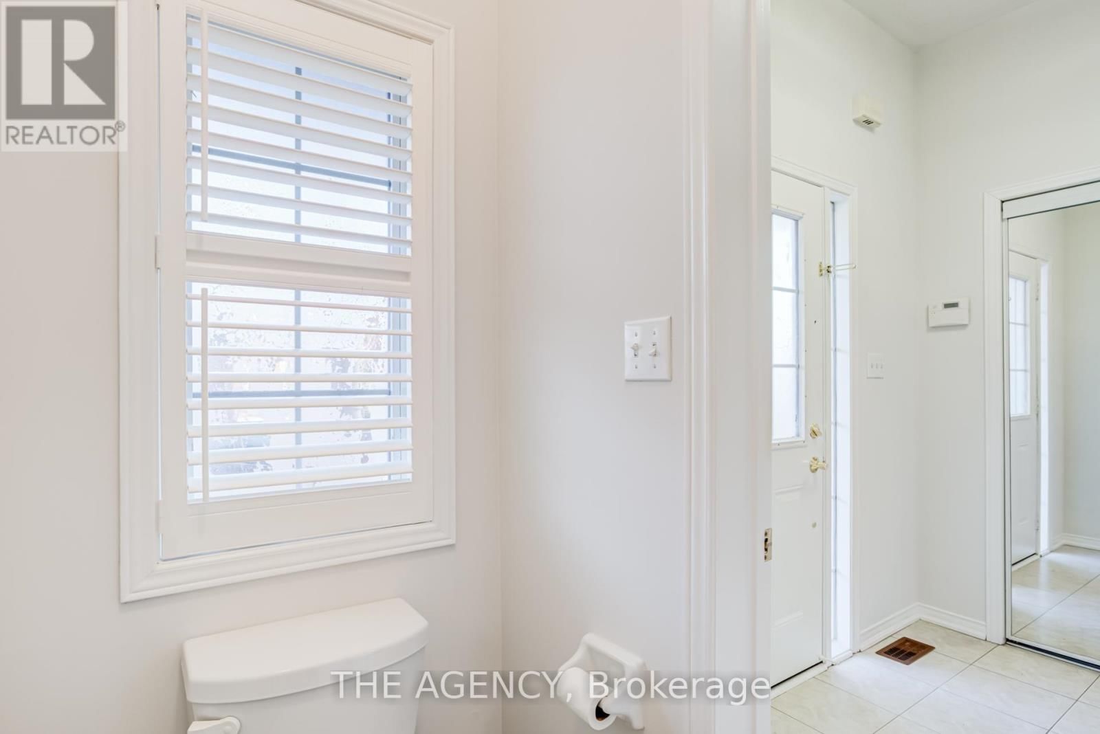 6 LEVELLANDS CRESCENT Image 5