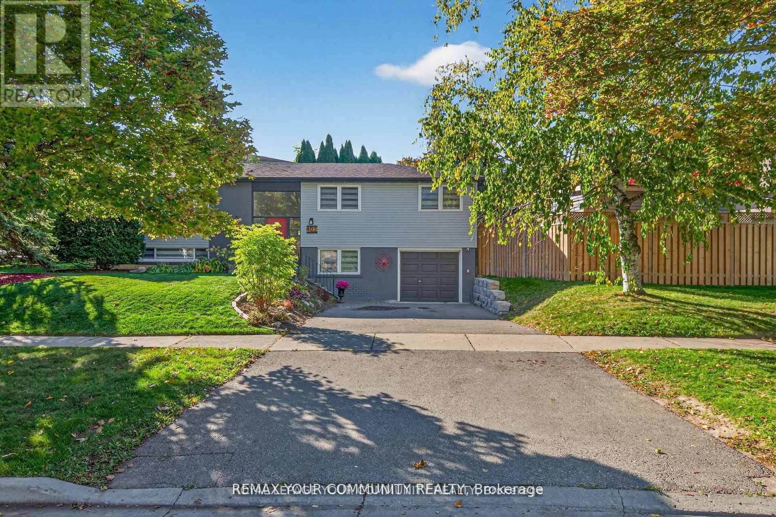 105 ORCHARD HEIGHTS BOULEVARD Image 2