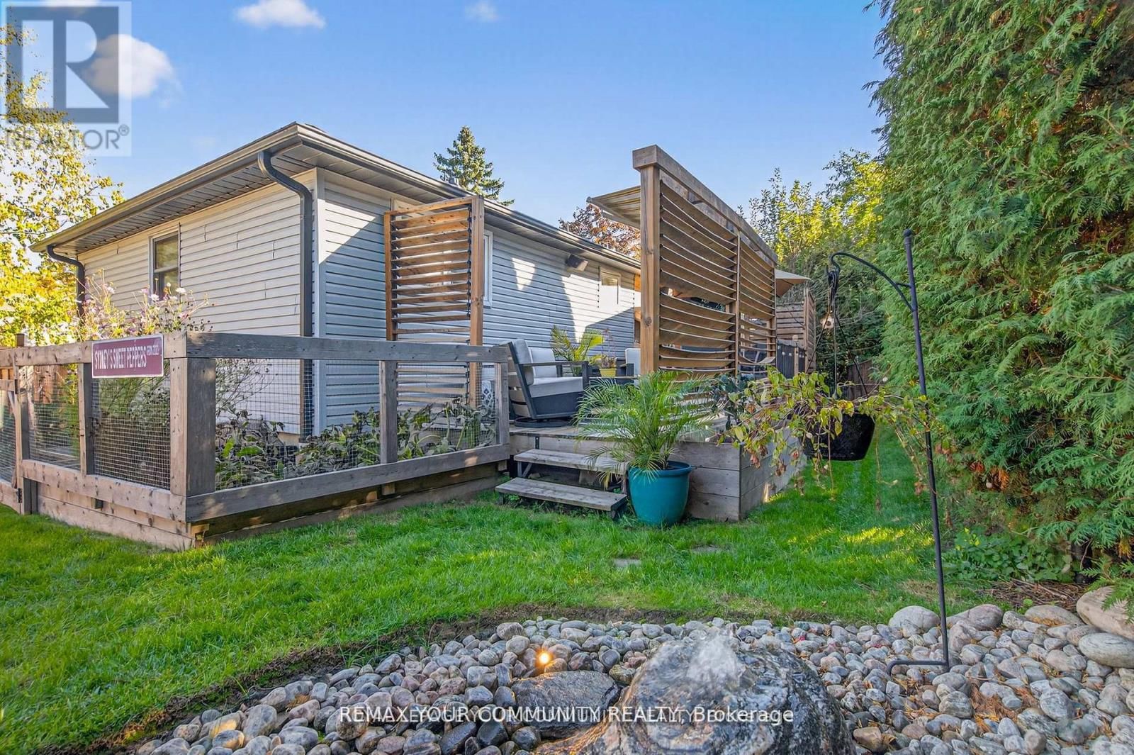 105 ORCHARD HEIGHTS BOULEVARD Image 27