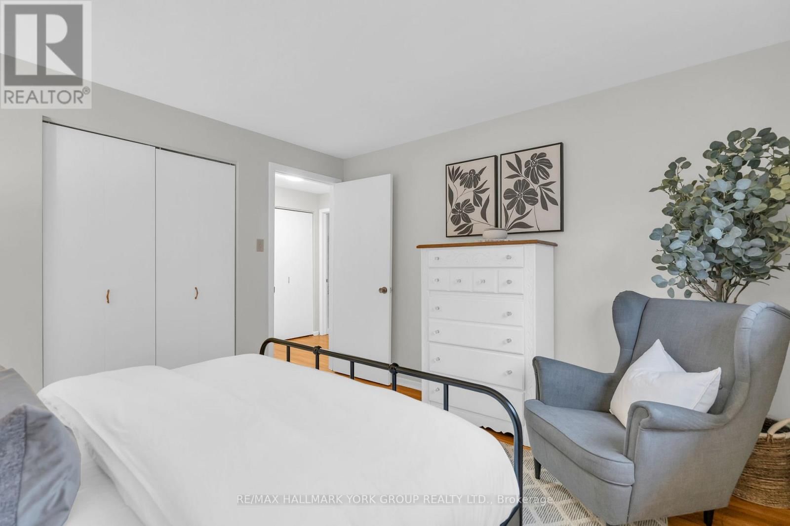 67 DEVINS DRIVE Image 21