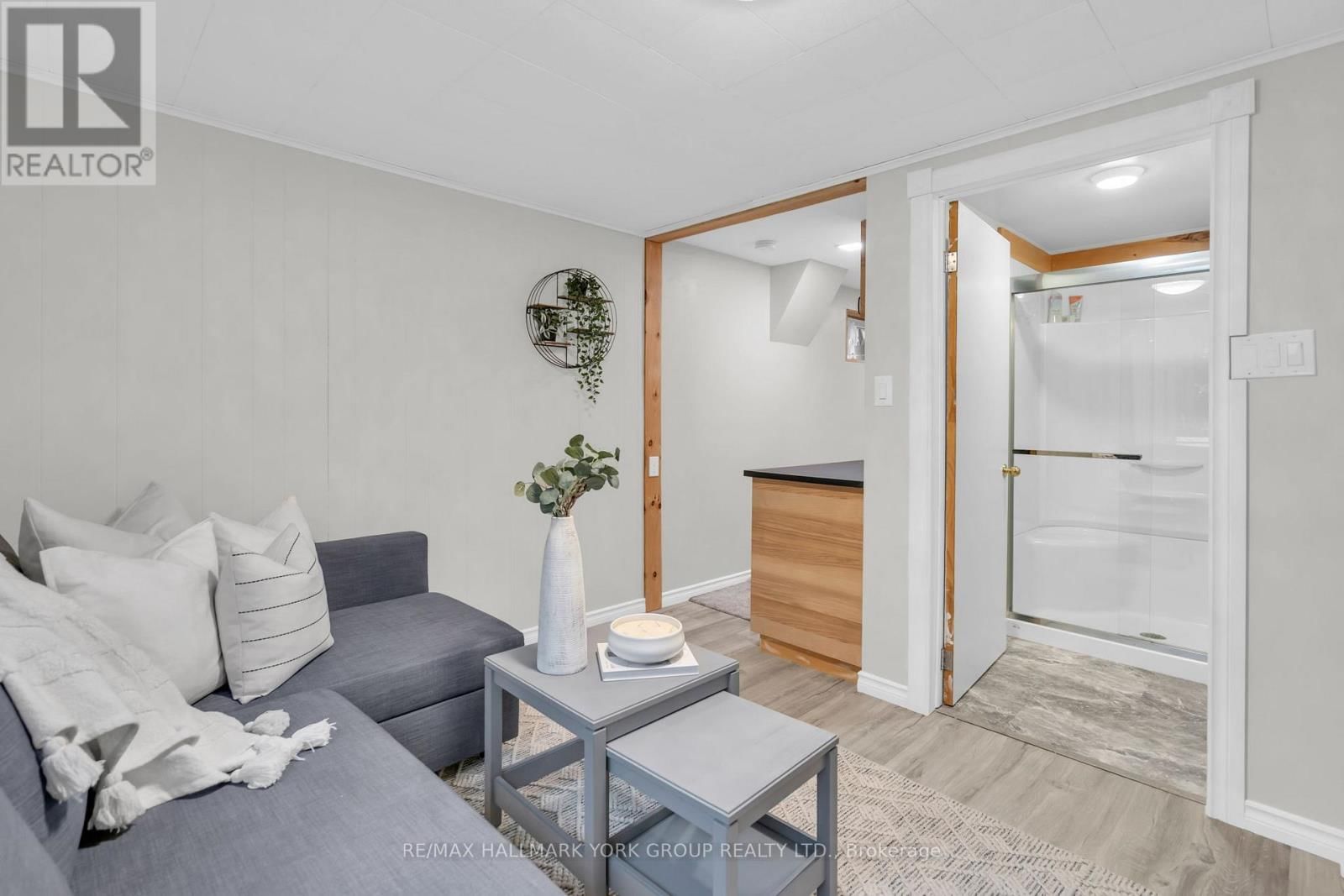 67 DEVINS DRIVE Image 28