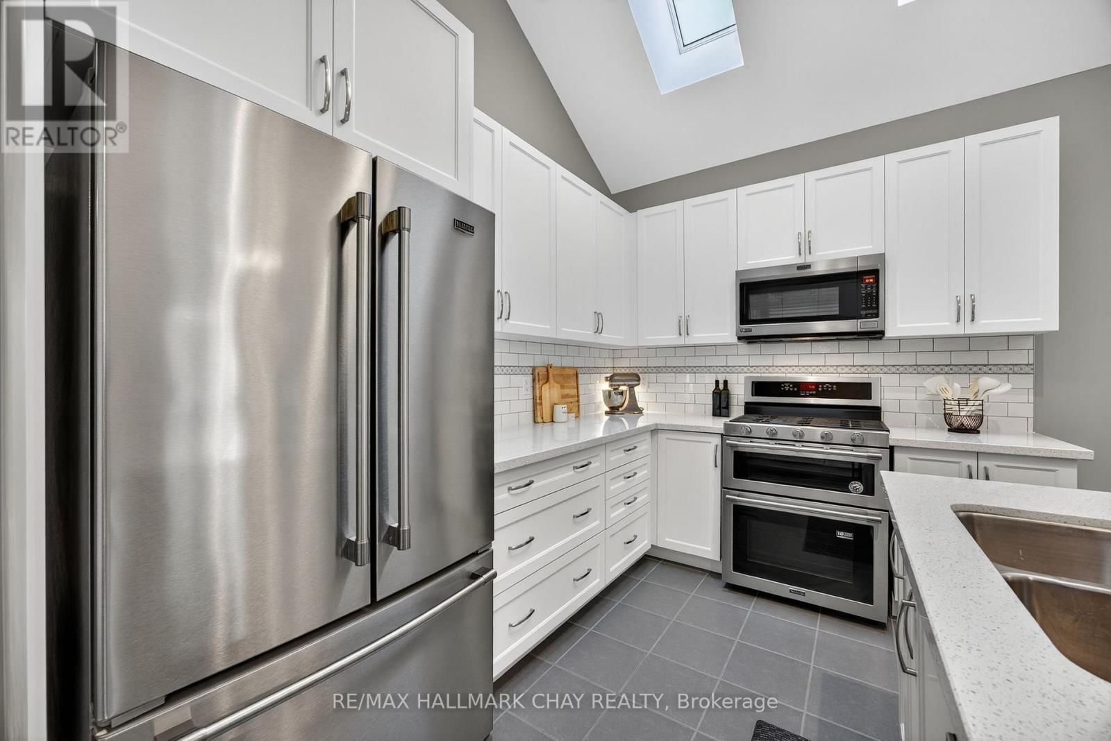 63 SUMMERHILL DRIVE Image 7