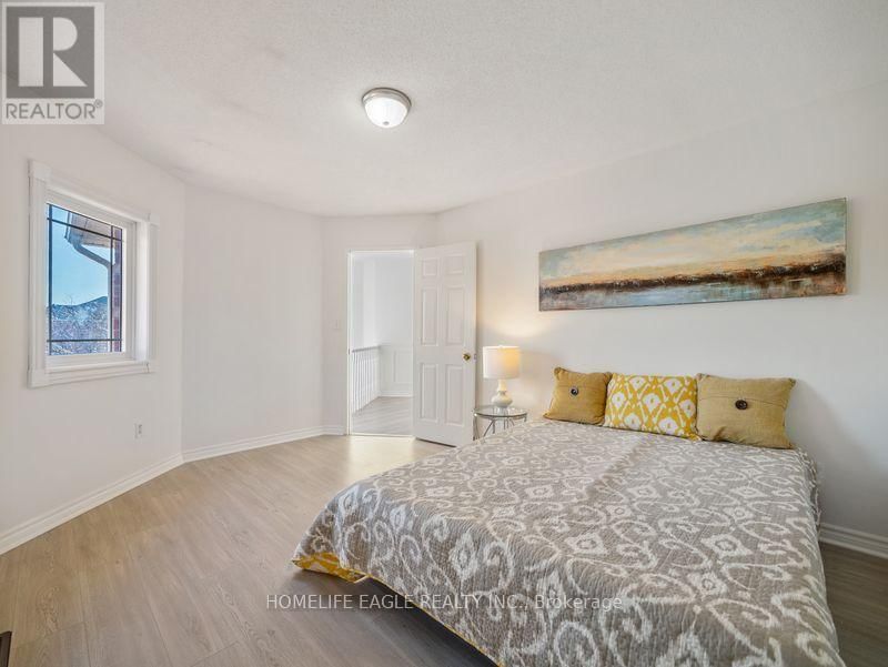 1923 ROMINA COURT Image 17