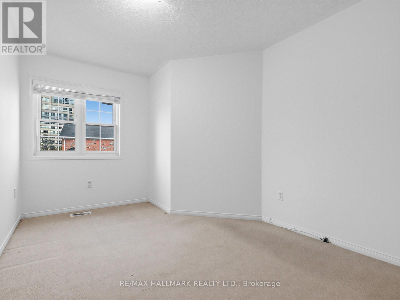 2B - 51 NORTHERN HEIGHTS DRIVE Image 24