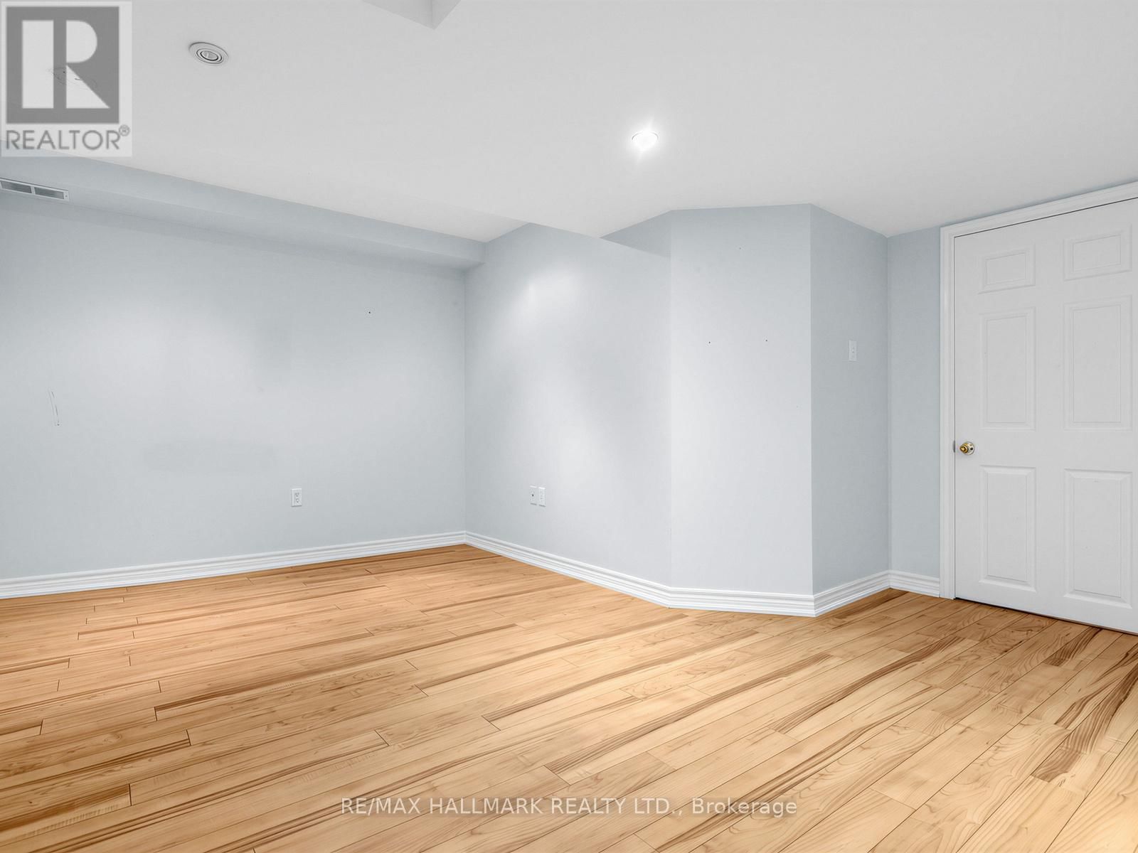 2B - 51 NORTHERN HEIGHTS DRIVE Image 29