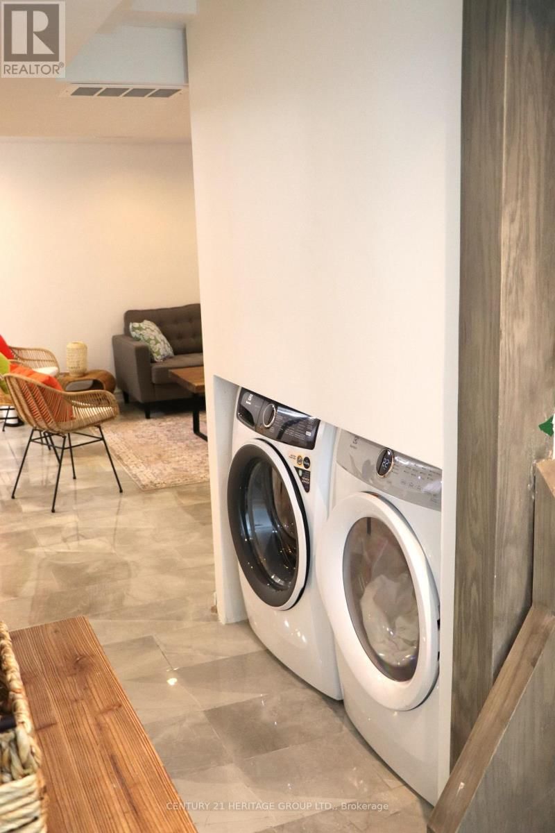 88 TULIP STREET Image 18