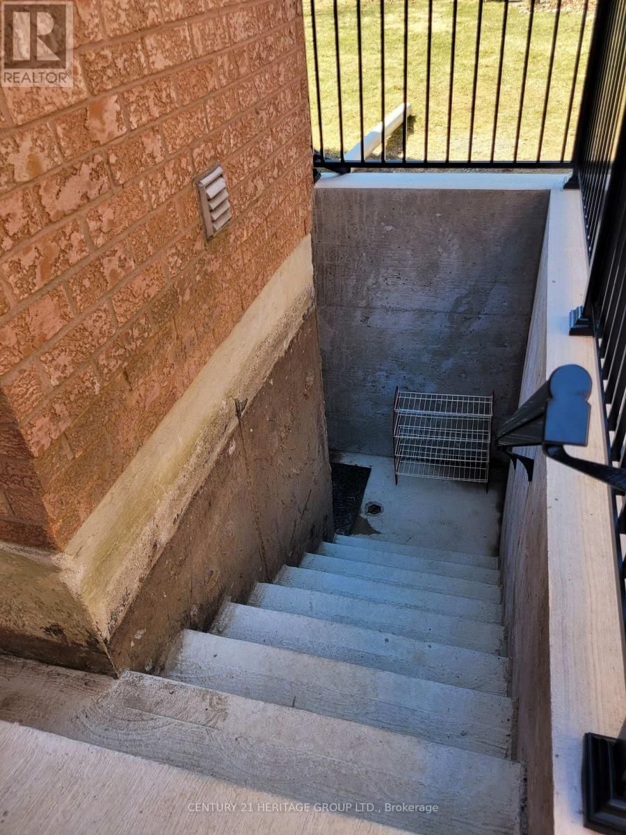 88 TULIP STREET Image 20