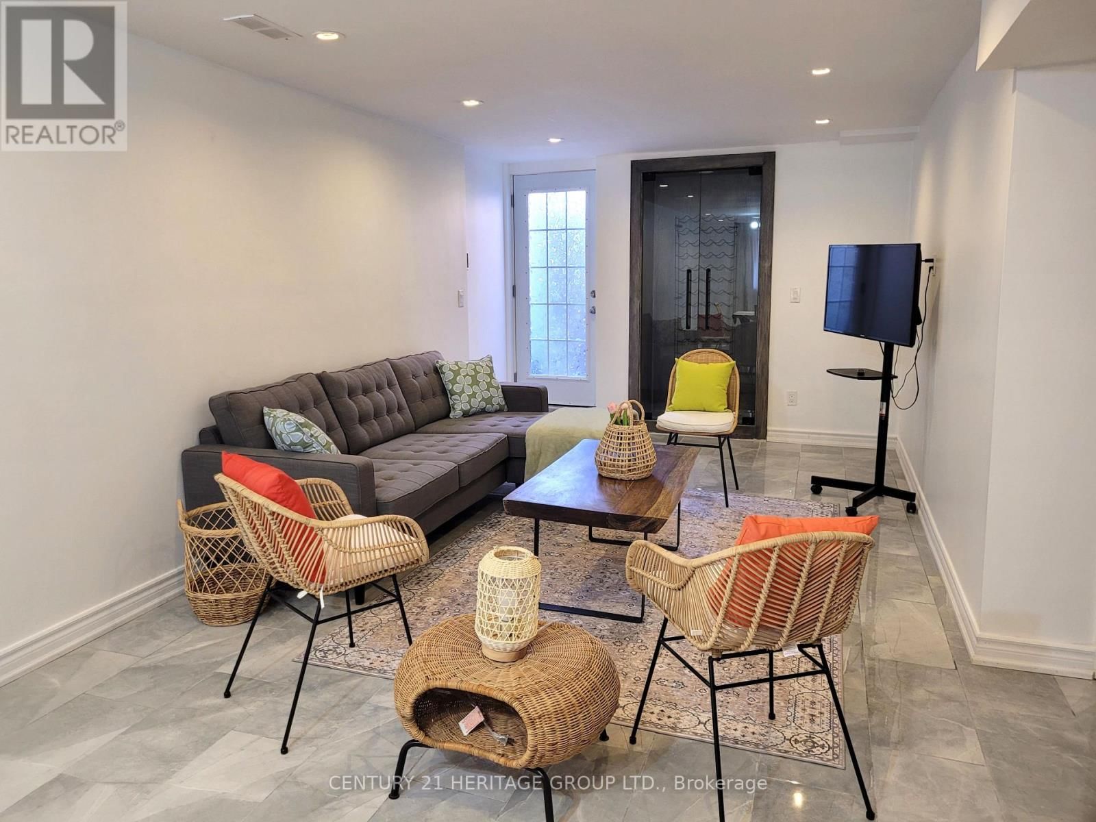 88 TULIP STREET Image 3