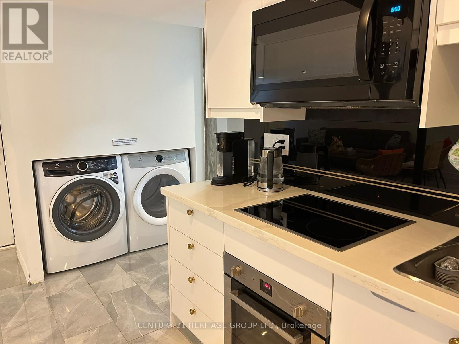 88 TULIP STREET Image 9