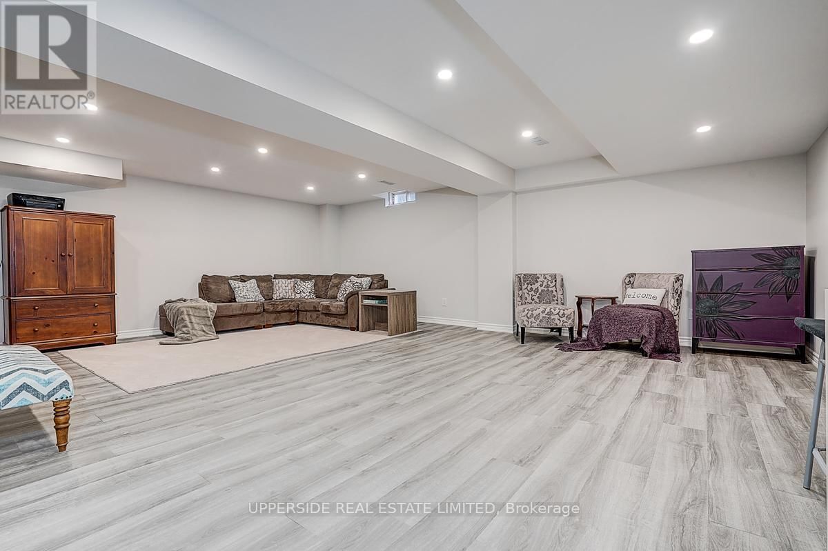 274 FLAGSTONE WAY Image 31