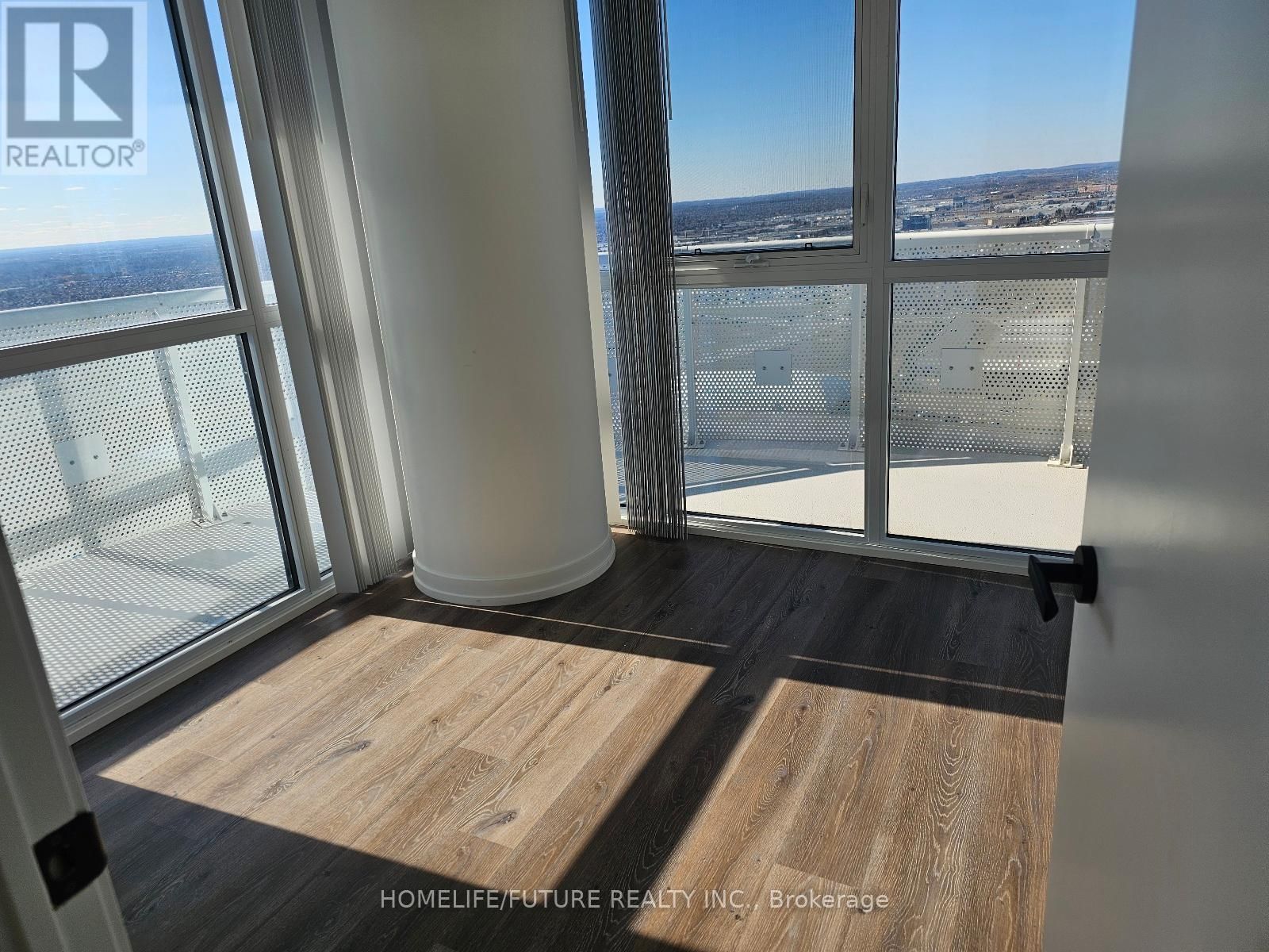 3009 - 225 COMMERCE STREET Image 11