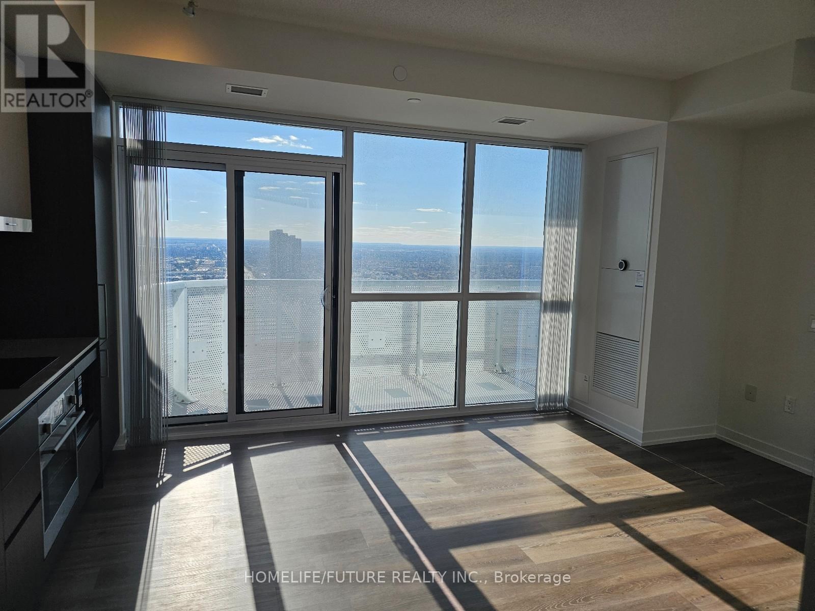 3009 - 225 COMMERCE STREET Image 15