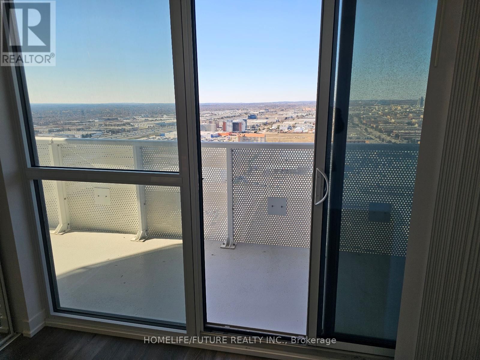 3009 - 225 COMMERCE STREET Image 5