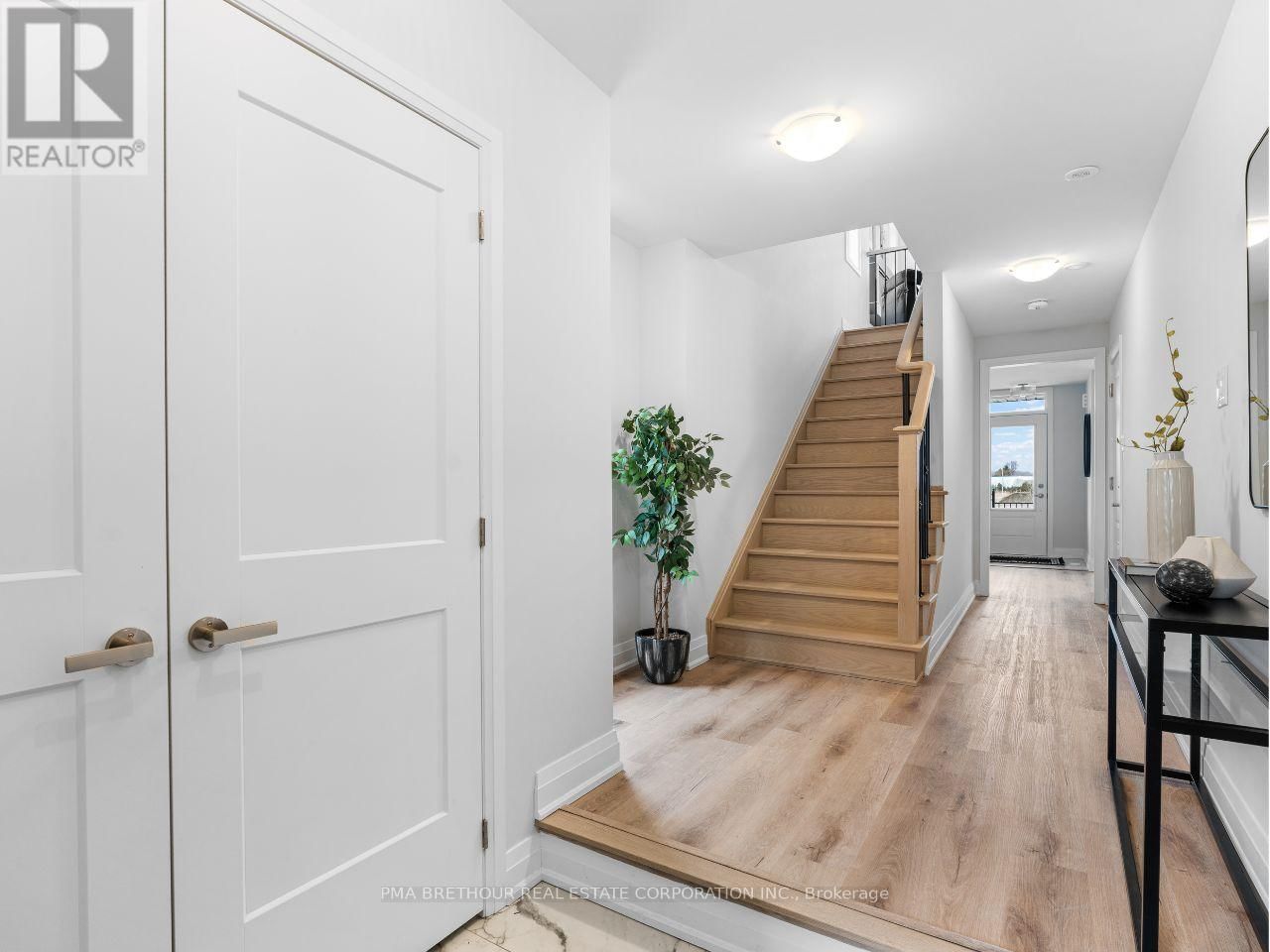 21 LOUNTS LANE Image 11