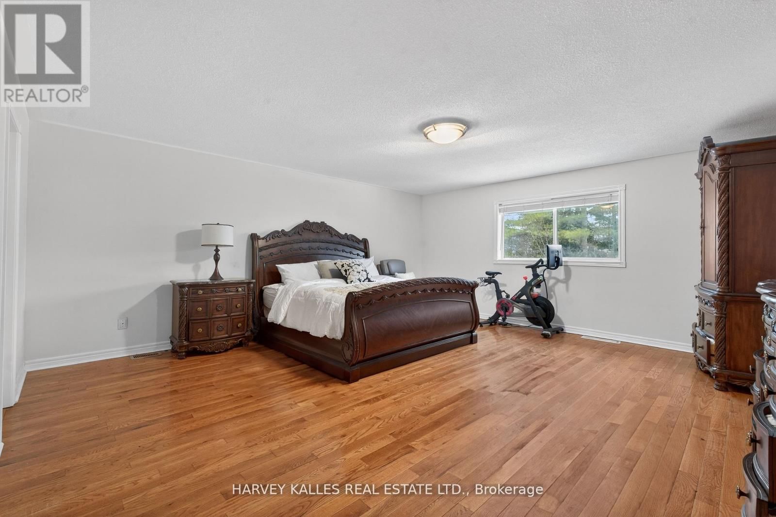 60 WOLFSON CRESCENT Image 23