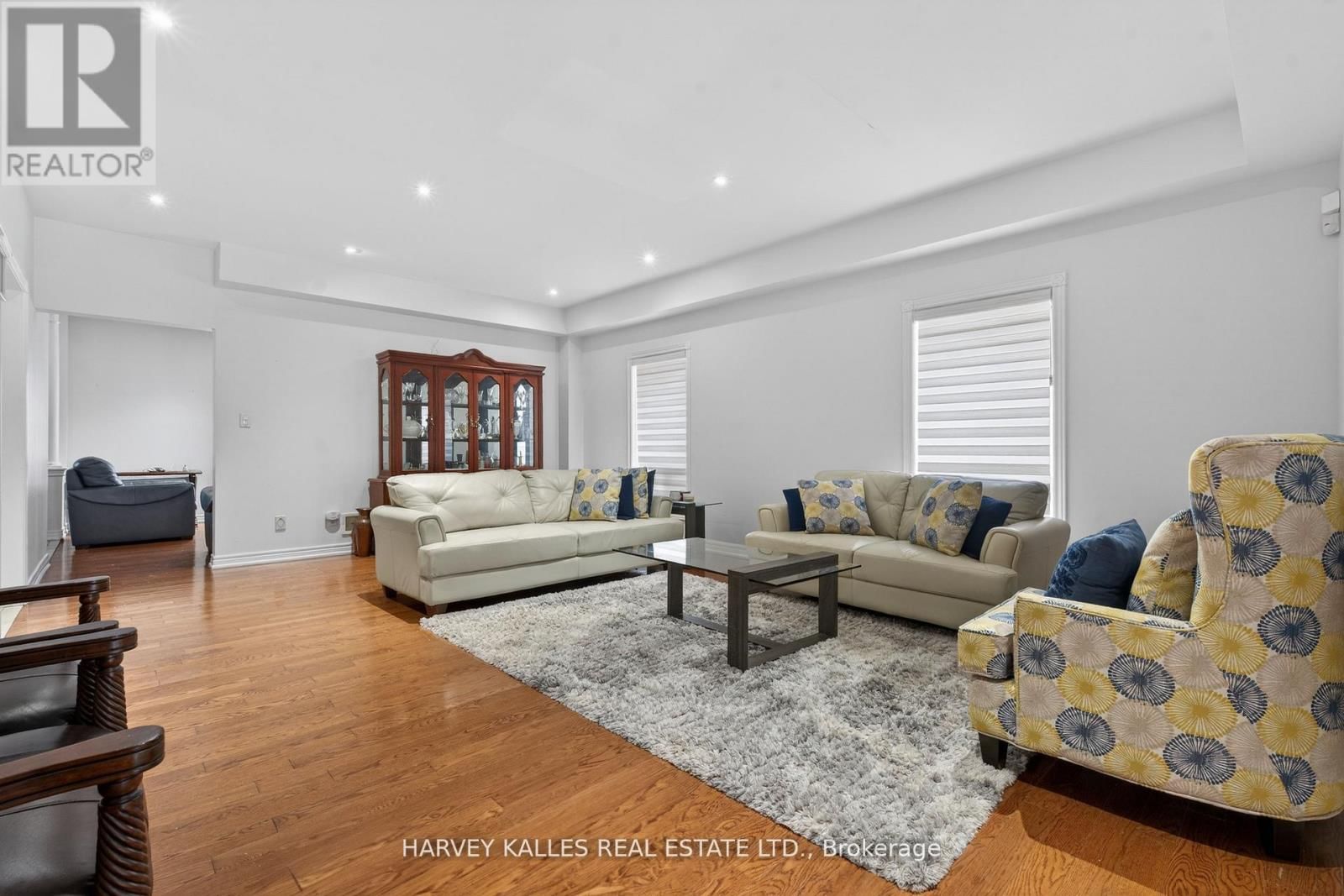 60 WOLFSON CRESCENT Image 3