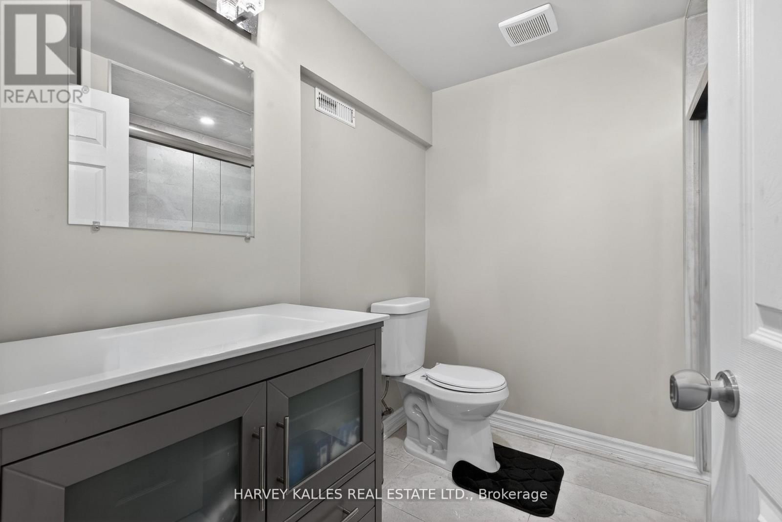 60 WOLFSON CRESCENT Image 31