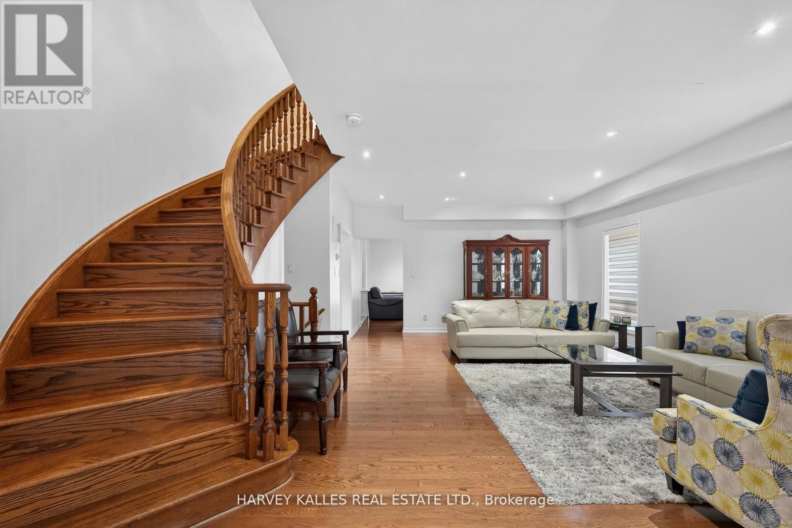 60 WOLFSON CRESCENT Image 5