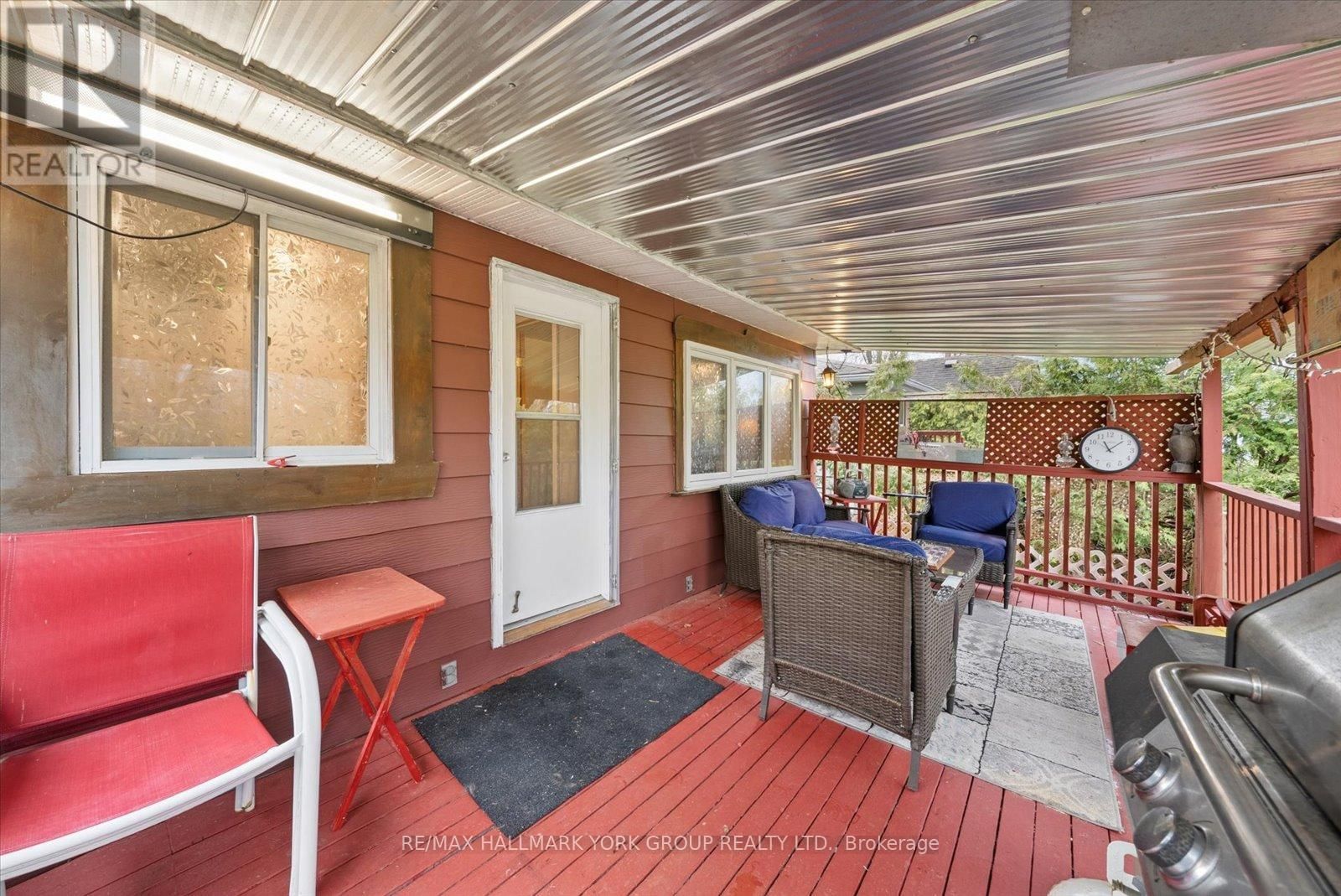 836 CRESCENT BEACH ROAD Image 28