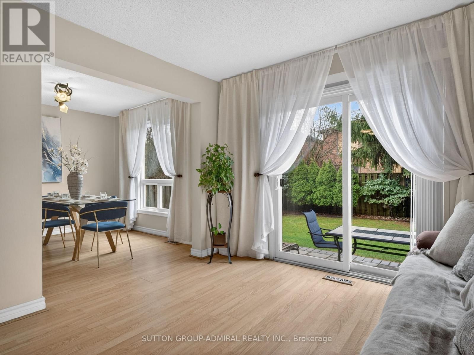 116 PATRICE CRESCENT Image 15