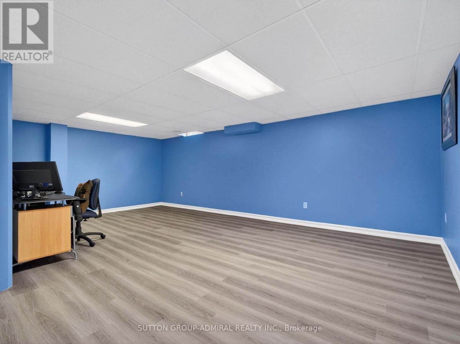 116 PATRICE CRESCENT Image 38