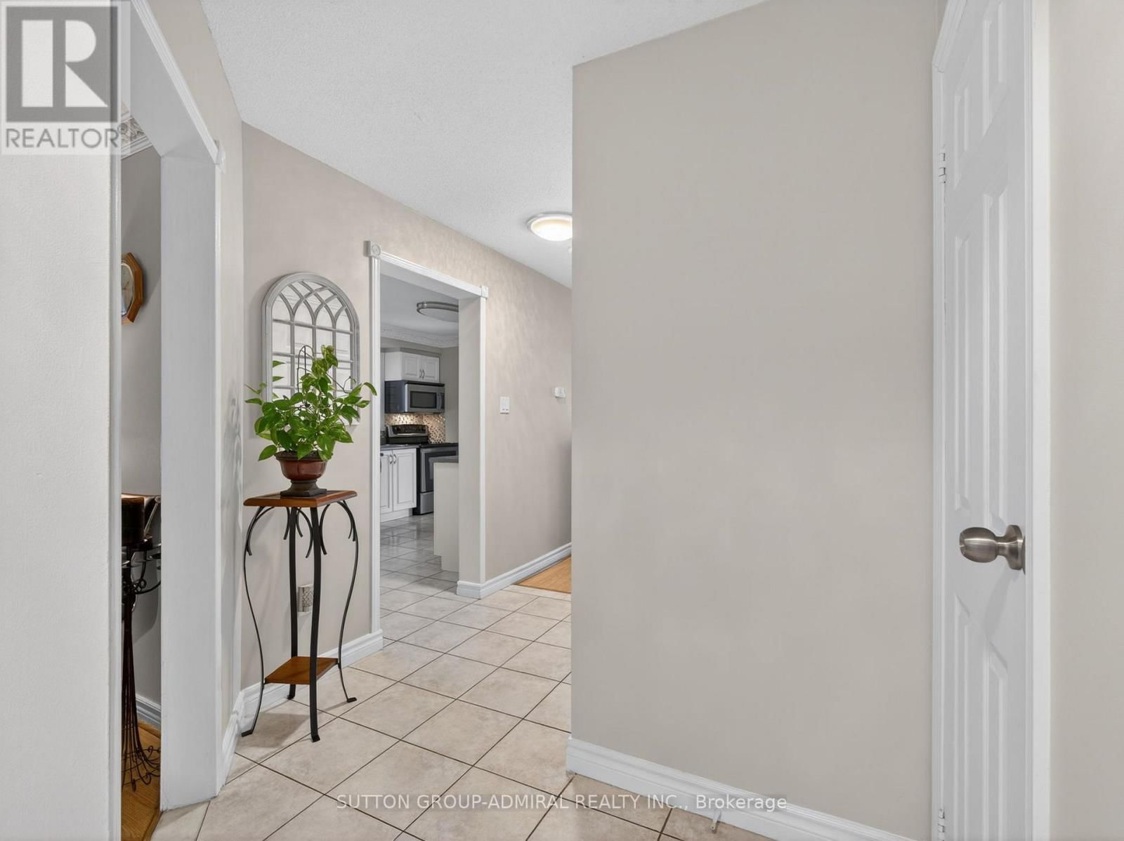 116 PATRICE CRESCENT Image 4