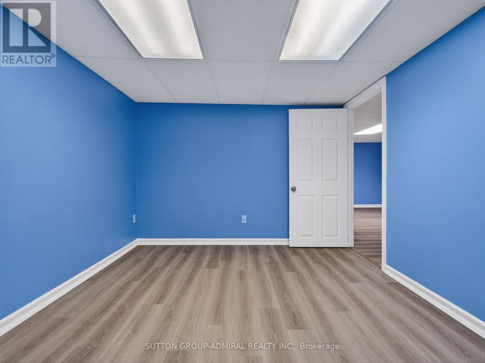 116 PATRICE CRESCENT Image 41