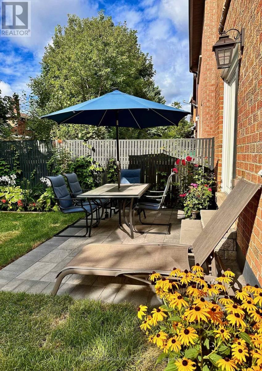 116 PATRICE CRESCENT Image 43