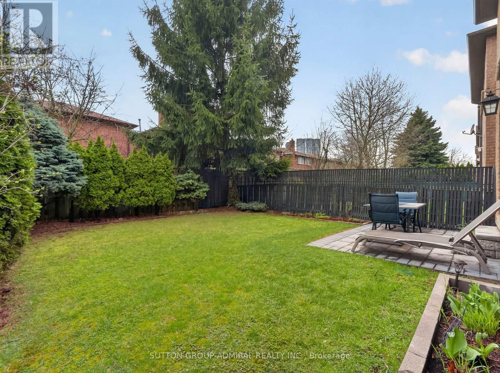 116 PATRICE CRESCENT Image 47