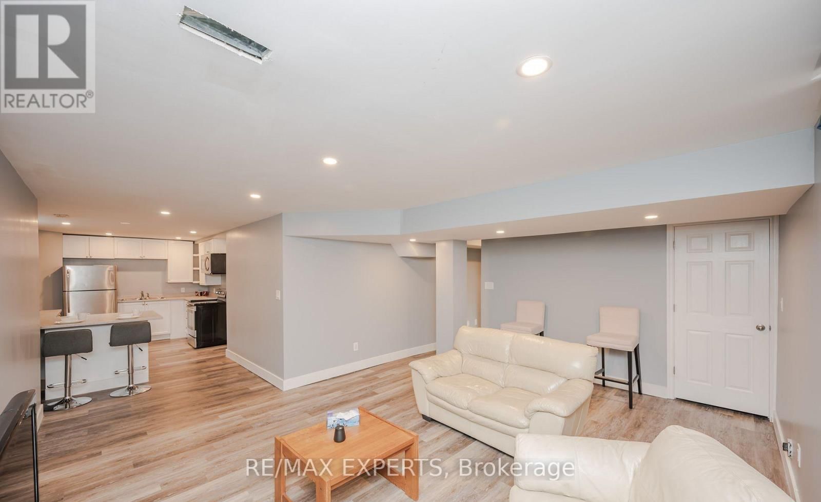 27 MOONEY TRAIL Image 6