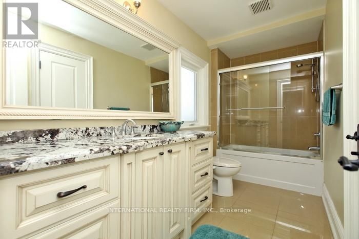 7 ELDERWOOD DRIVE Image 16