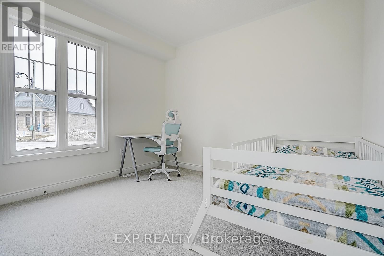 4 PALMIRA DRIVE Image 13