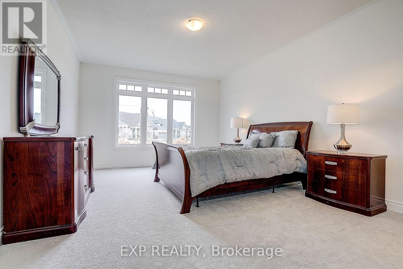 4 PALMIRA DRIVE Image 14