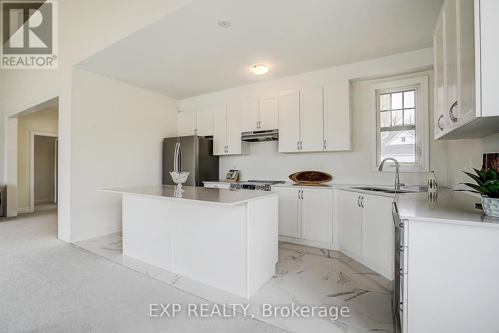 4 PALMIRA DRIVE Image 8