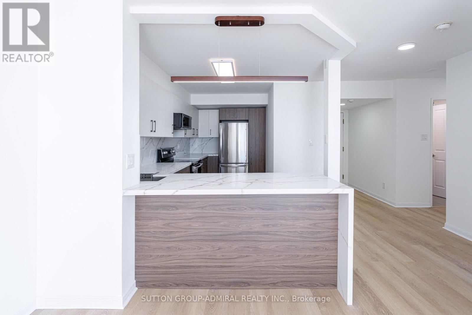 1206 - 120 PROMENADE CIRCLE Image 3