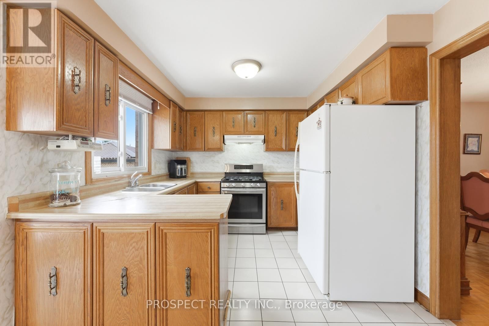 8435 MARTIN GROVE ROAD Image 17