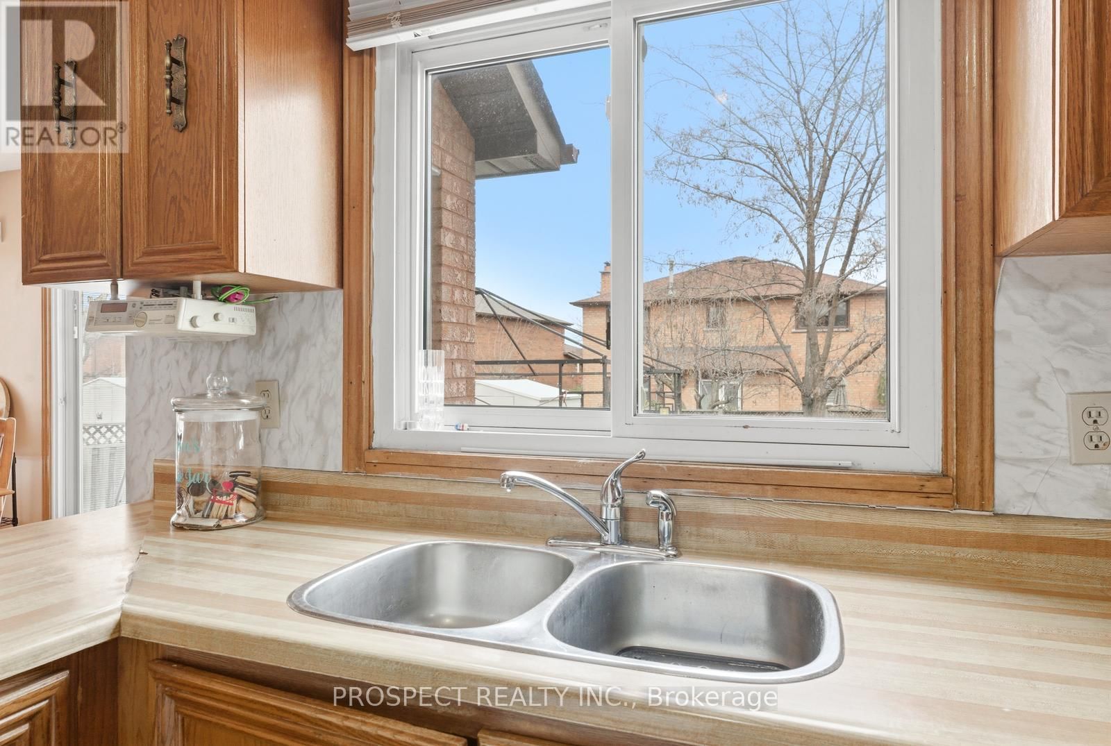 8435 MARTIN GROVE ROAD Image 21