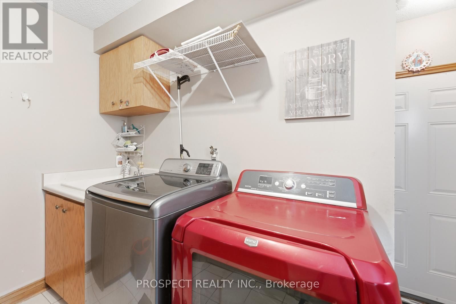 8435 MARTIN GROVE ROAD Image 25