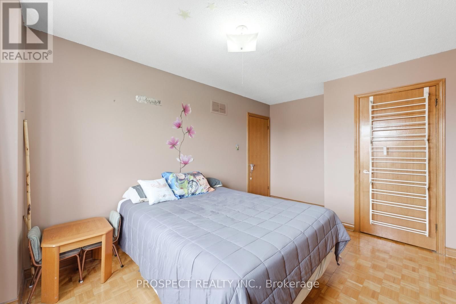 8435 MARTIN GROVE ROAD Image 35