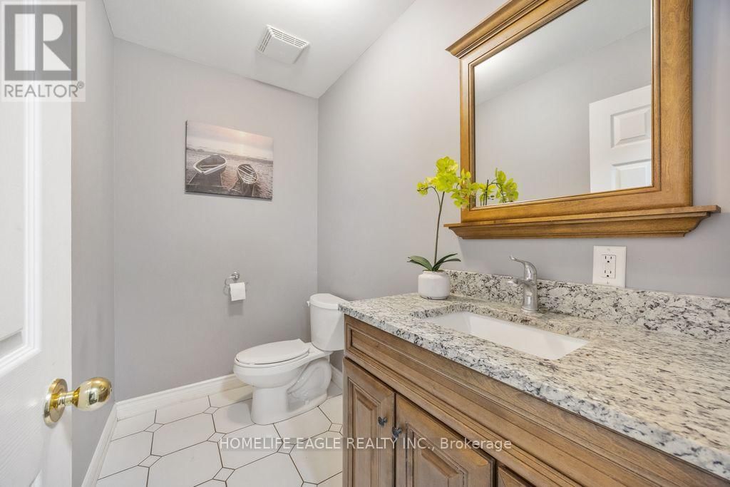 20286 YONGE STREET Image 14