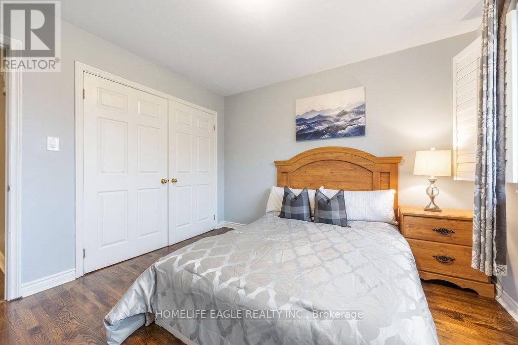 20286 YONGE STREET Image 21