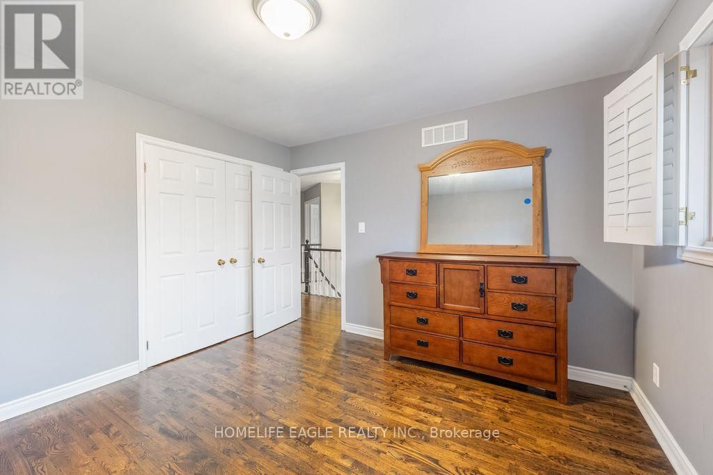 20286 YONGE STREET Image 23