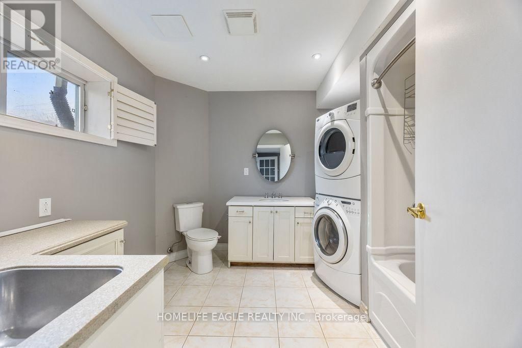 20286 YONGE STREET Image 30