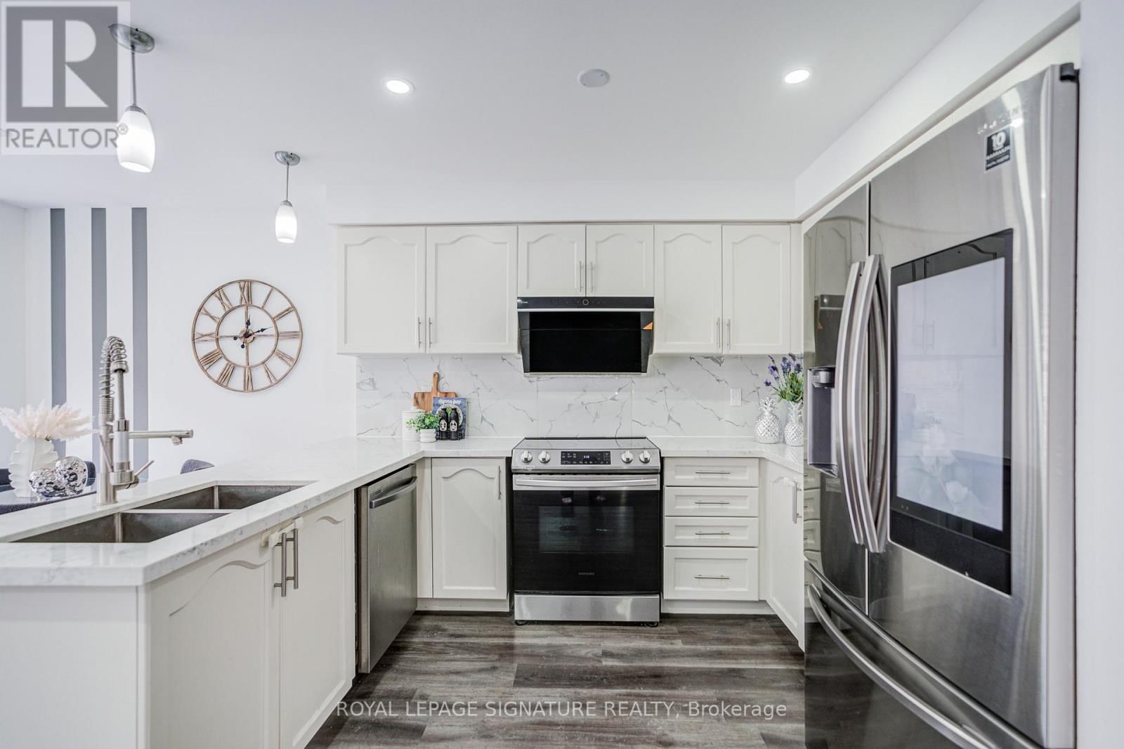 76 DERRYWOOD DRIVE Image 15