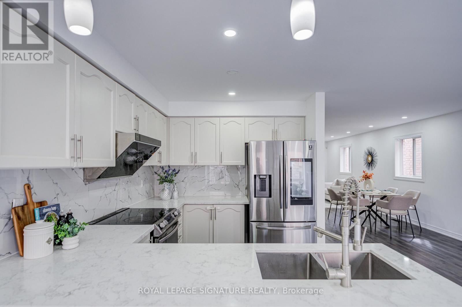 76 DERRYWOOD DRIVE Image 17