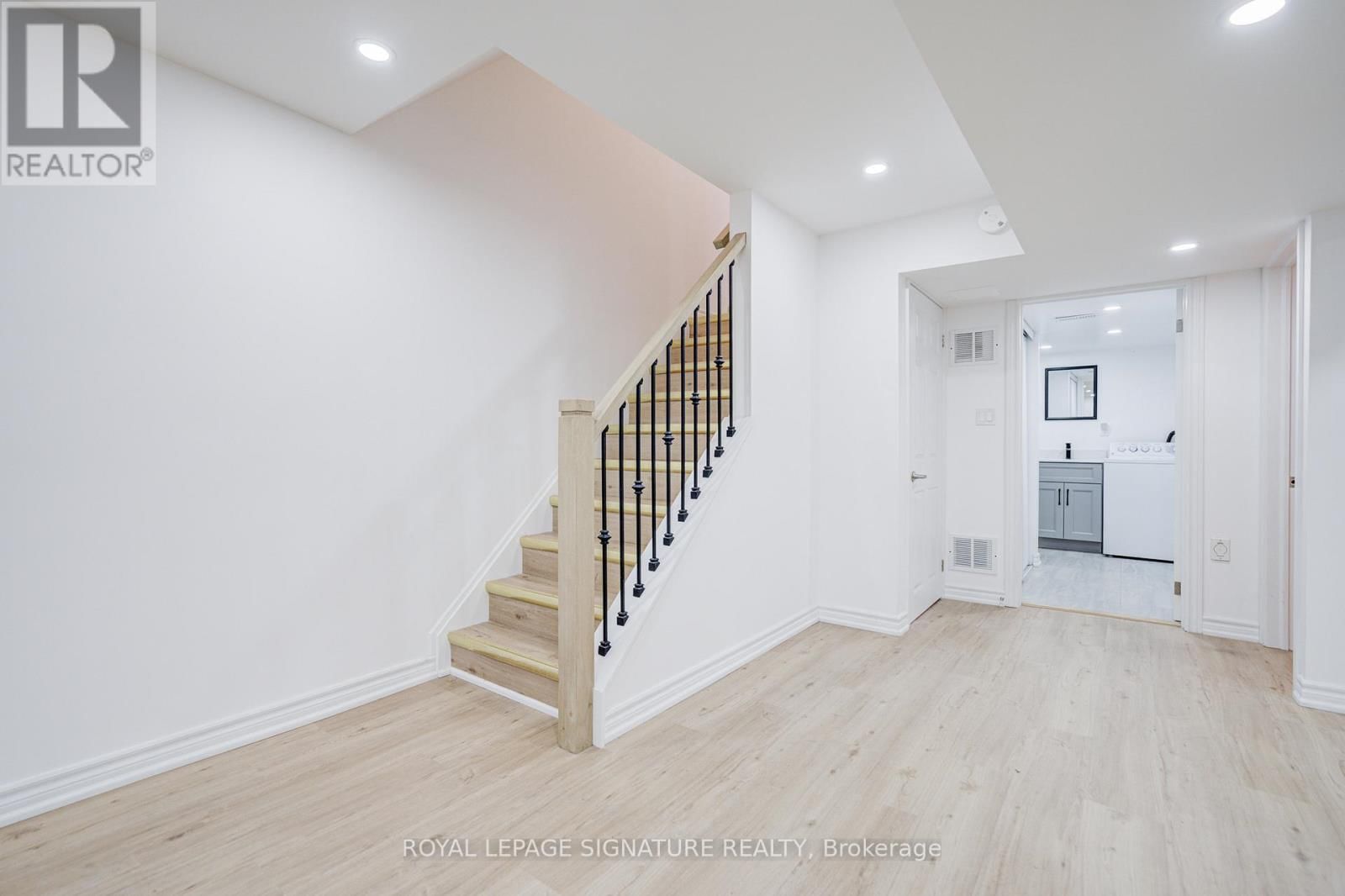 76 DERRYWOOD DRIVE Image 42