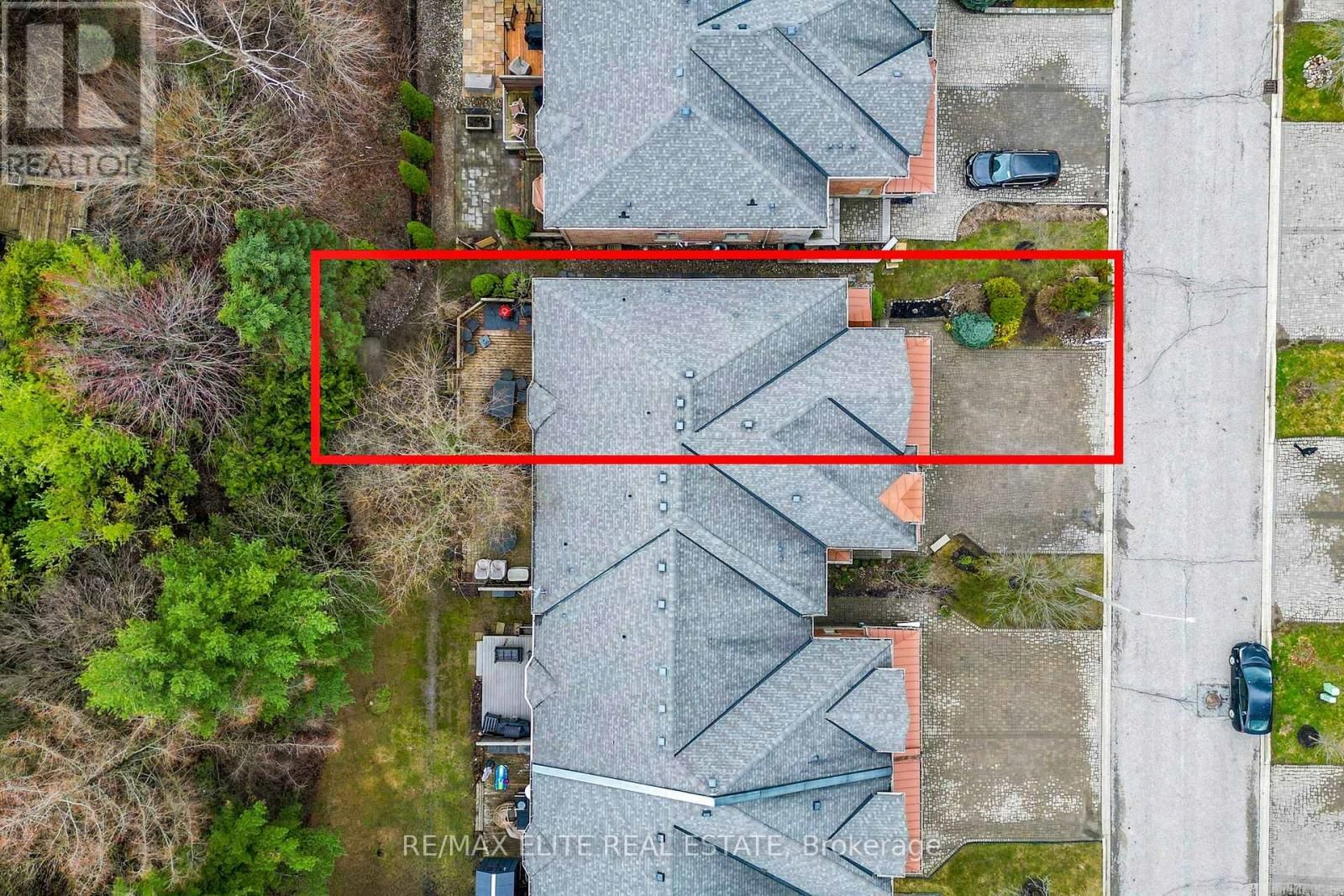 112 WESTBURY COURT Image 49