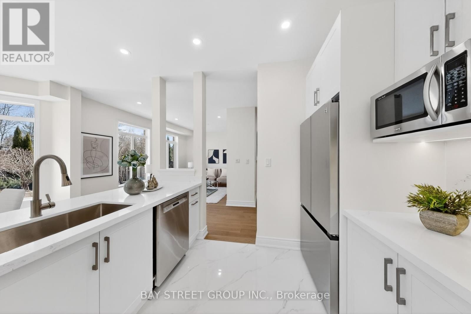 359 WORTHINGTON AVENUE Image 15