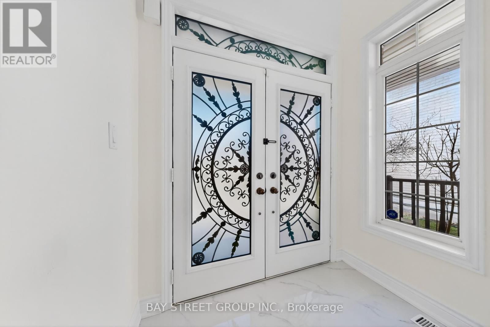 359 WORTHINGTON AVENUE Image 4